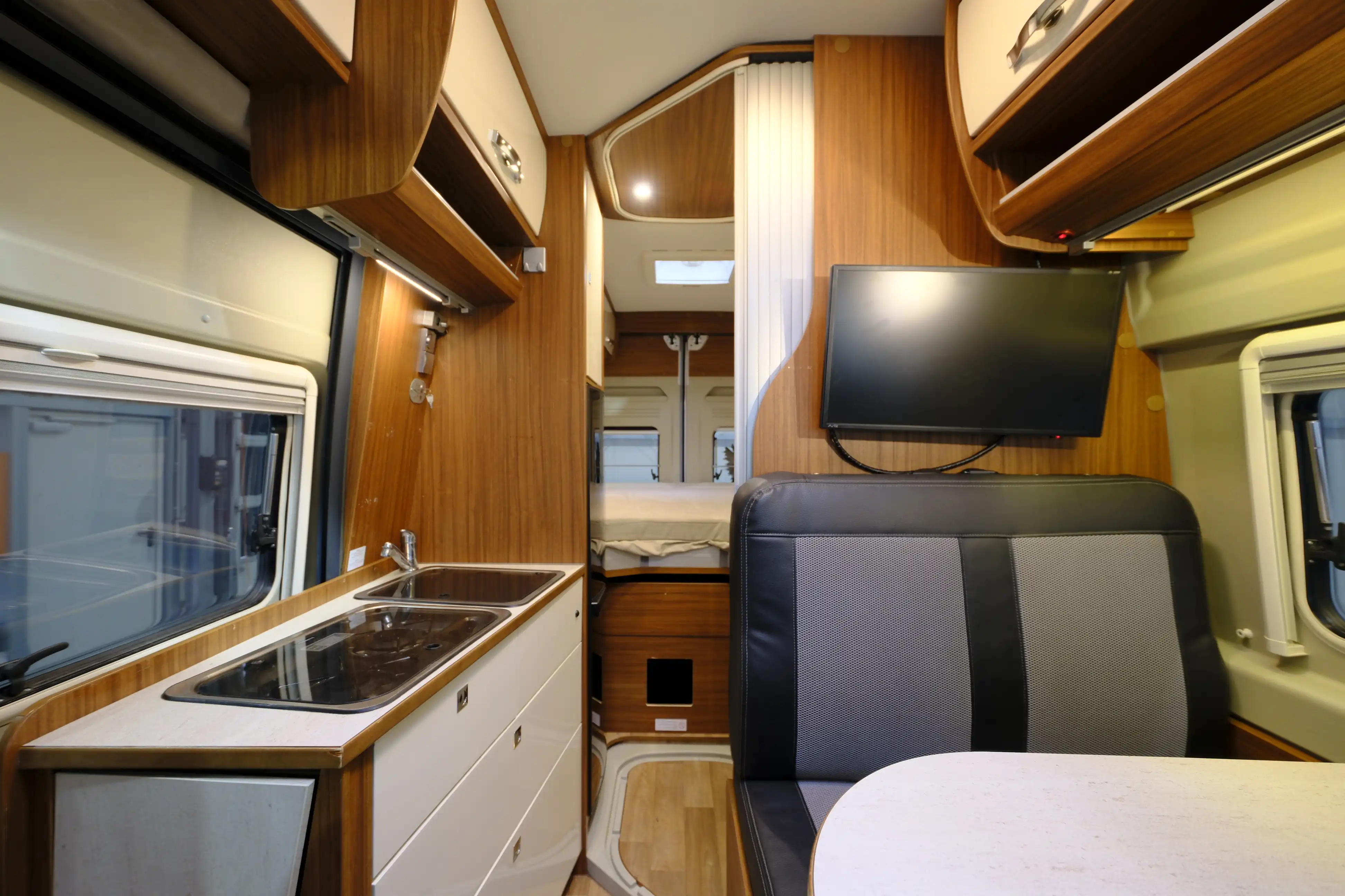 GLOBECAR Campscout Revolution